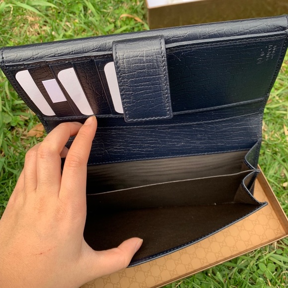 NWT Authentic Gucci Retextured Leather Long Wallet - Picture 6 of 8